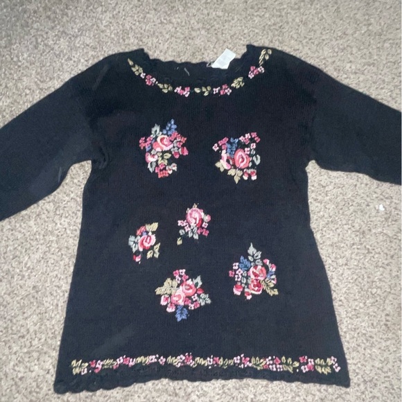Floral Embroidered Black Sweater - Picture 2 of 6
